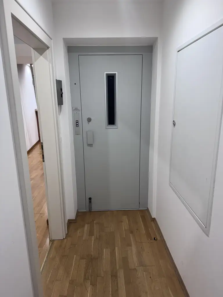 Exklusive Dachgeschosswohnung, großzügige Loggia und flexibler Ausbaufläche in bester Lage von Spittal an der Drau – Komfortables Wohnen mit moderner Ausstattung!