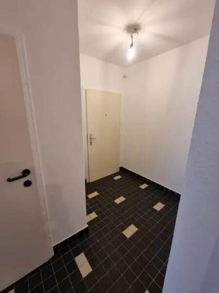 TOLLE LAGE - NEUBAUGASSE - AUSGEZEICHNETER GRUNDRISS MIT POTENZIAL