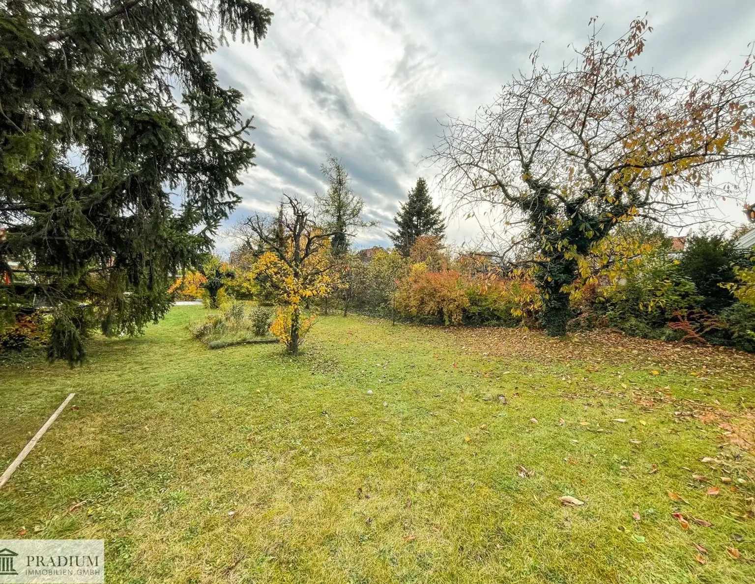 Traumhaftes Baugrundstück in Wiener Neustadt - eben und in ruhiger Seitengasse