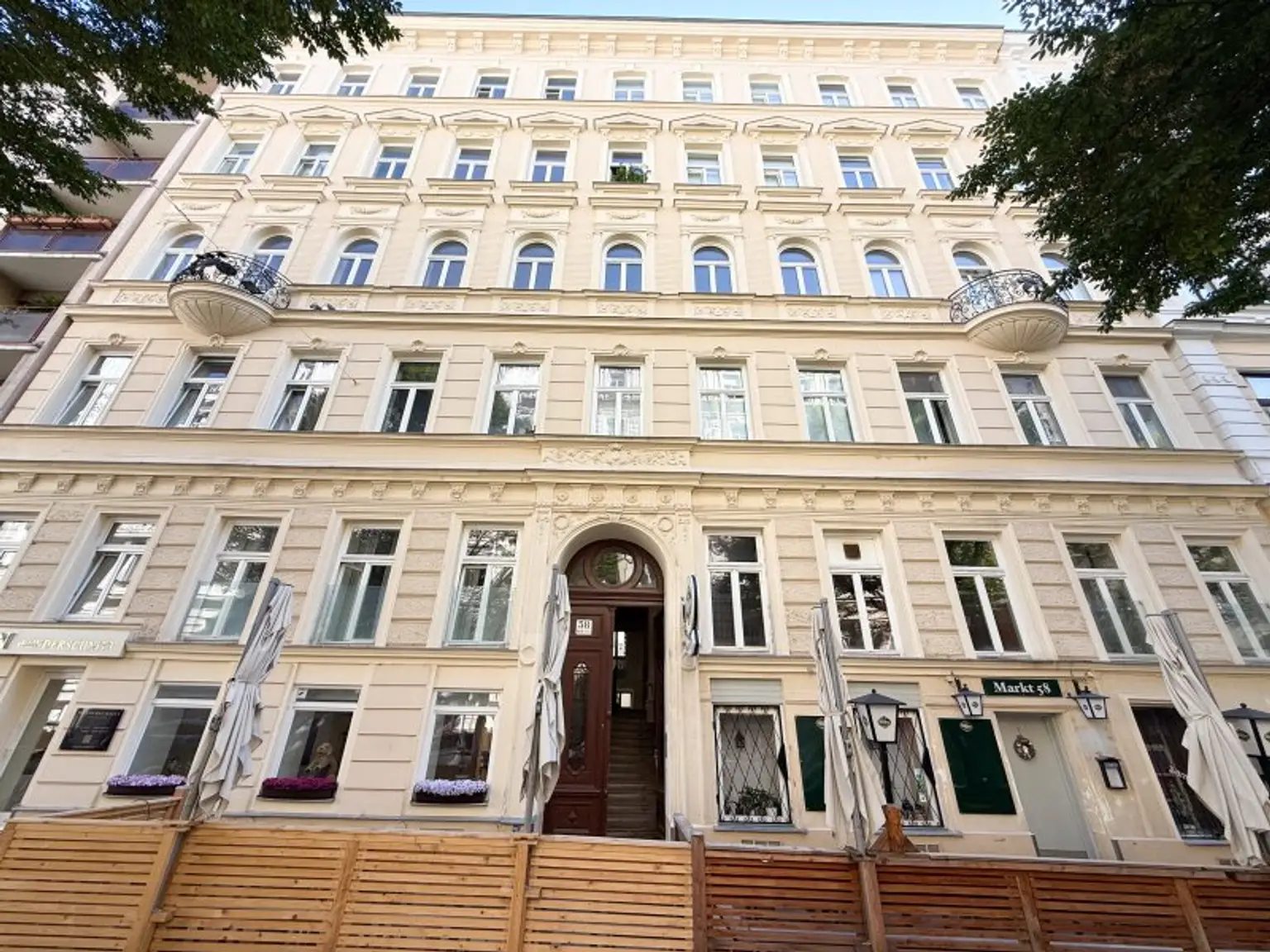 FRISCH SANIERT! 2,5 Zimmerwohnung in 1090 Wien mit Lift zu vermieten