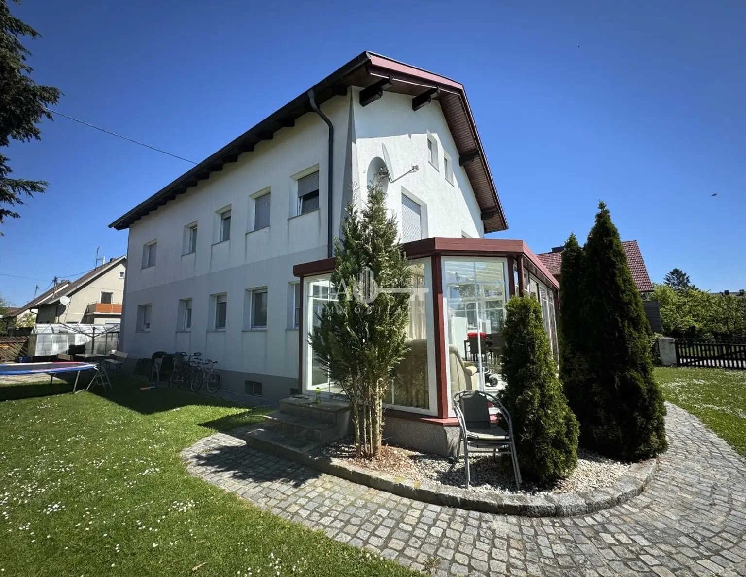 Platz für drei Familien in idyllischer Lage Kirchberg-Thening!