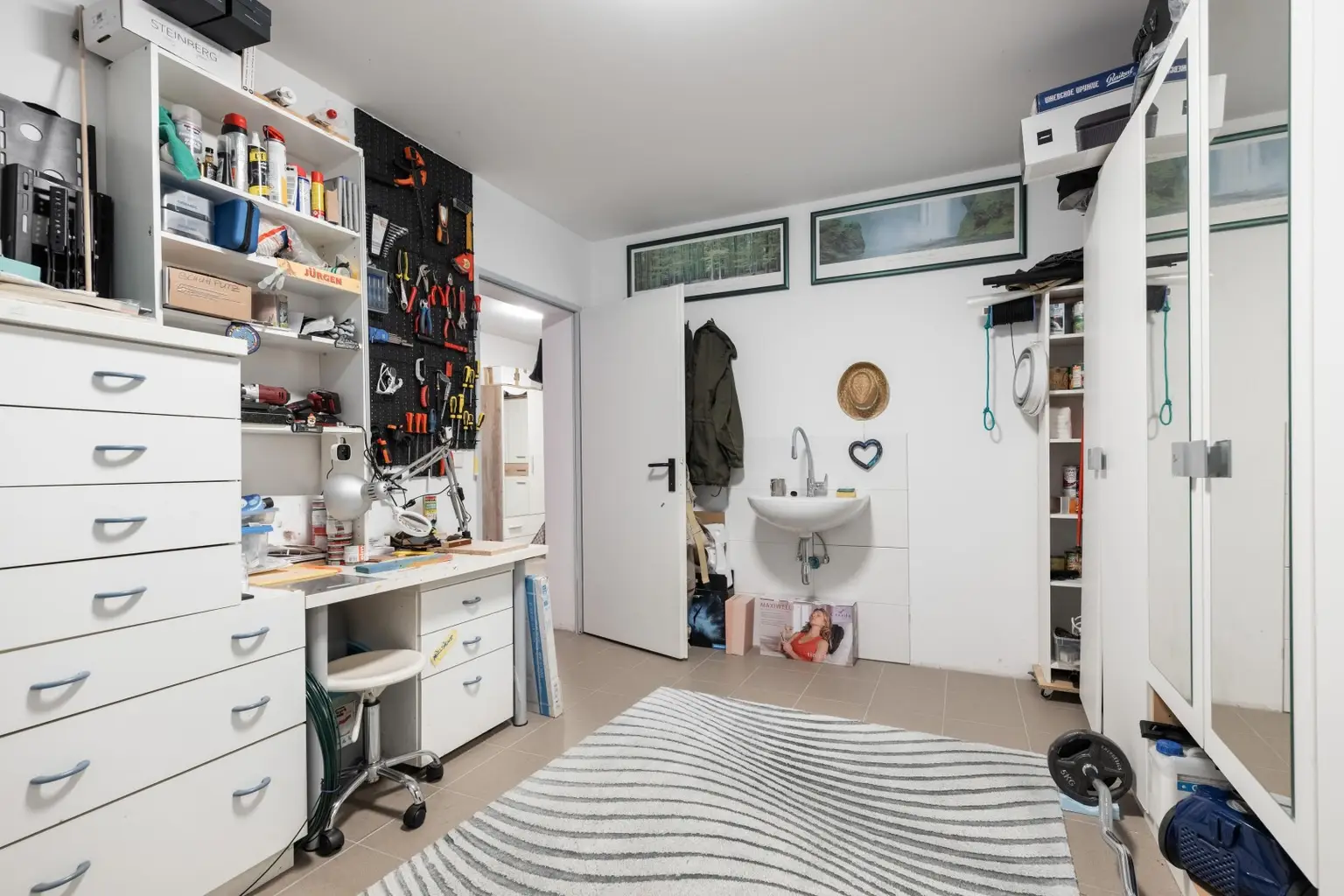 27 Arbeitszimmer - KG