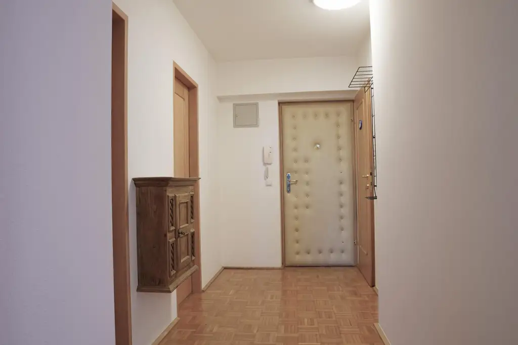 2.-3.Zi.-Wohnung (ca. 66m²) mit Balkon/Loggia und TG Abstellplatz