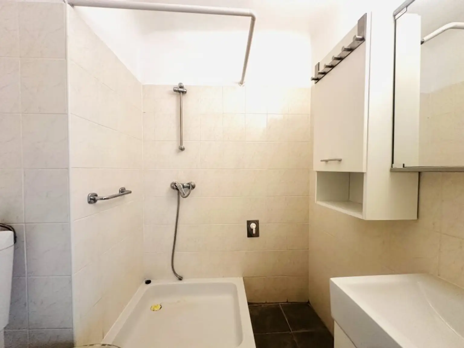 Gestalten Sie Ihr neues Zuhause - 2 Zimmer Wohnung in Toplage mit Gartennutzung -  absolute Ruhelage