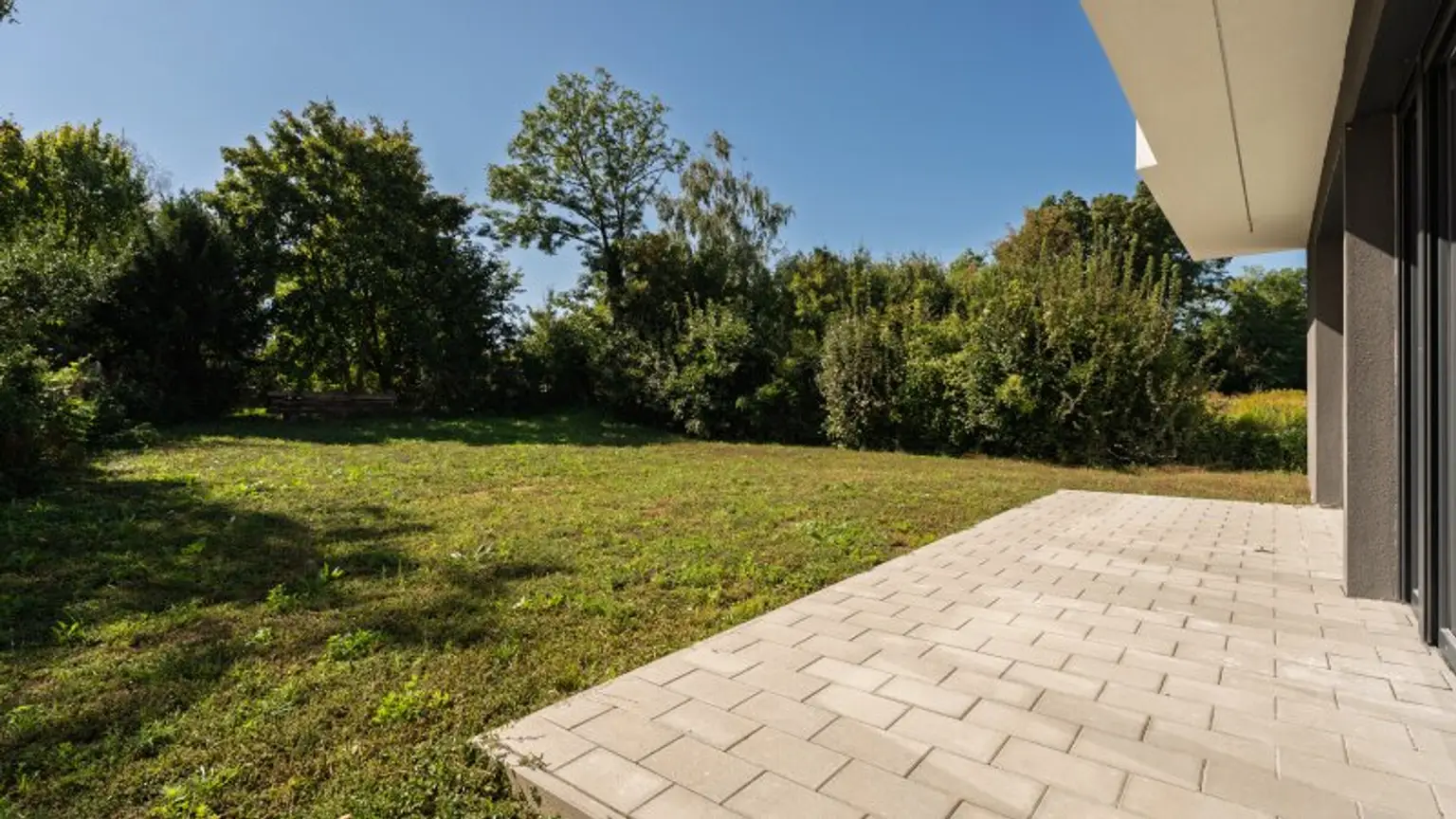 Ruhe, Design & Freiraum – Ihr neues Zuhause in Weikendorf. Belags- oder Schlüsselfertig!