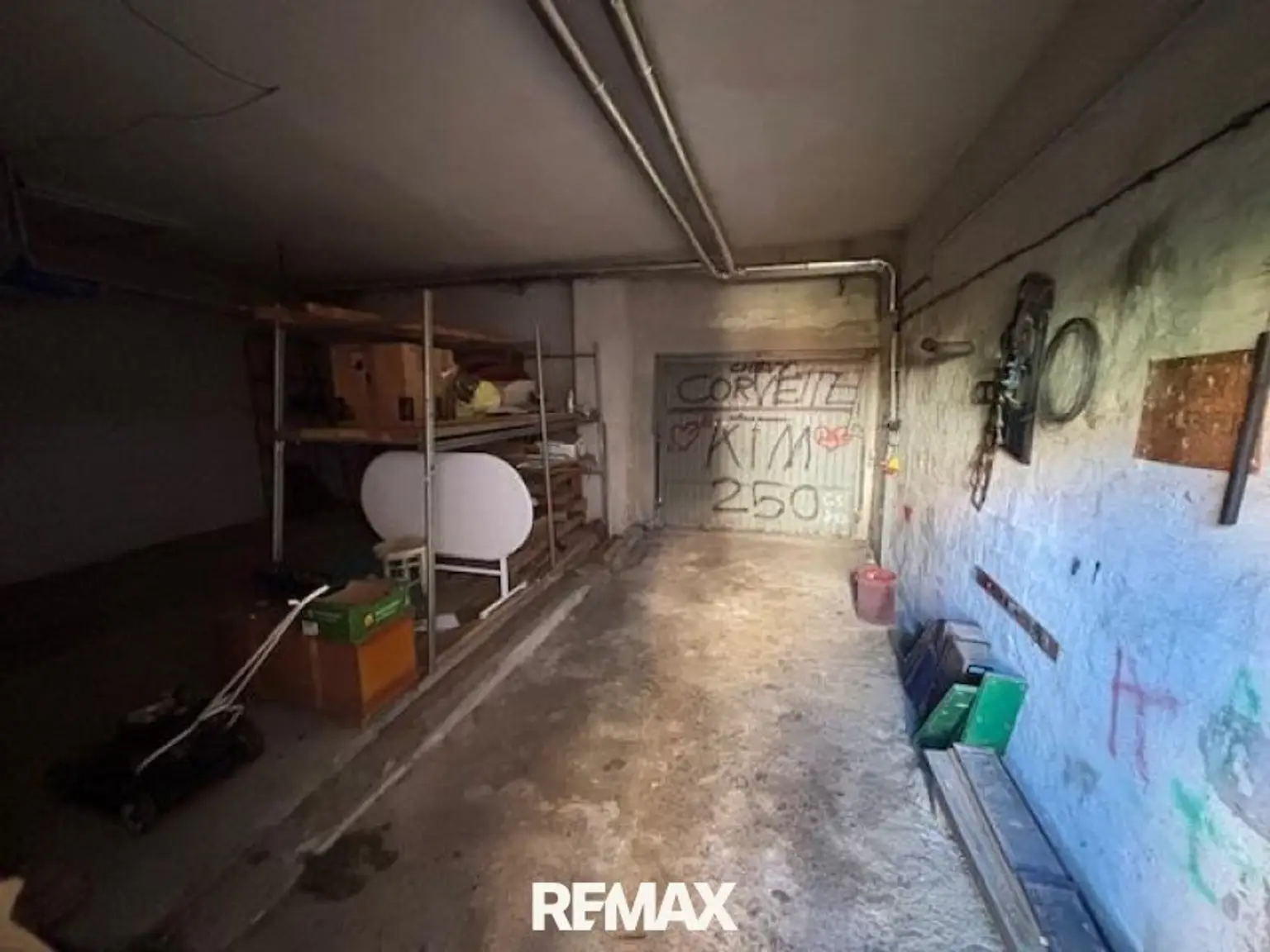 Garage 2