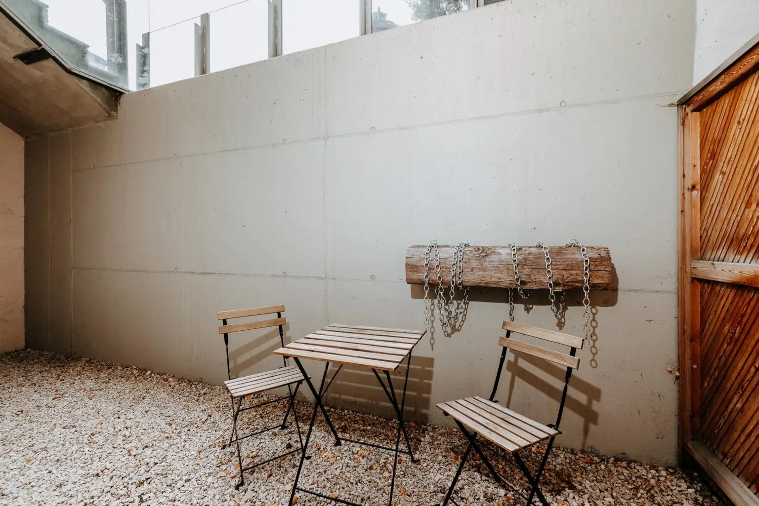 Innenhof mit Ausgang vom Schlafzimmer