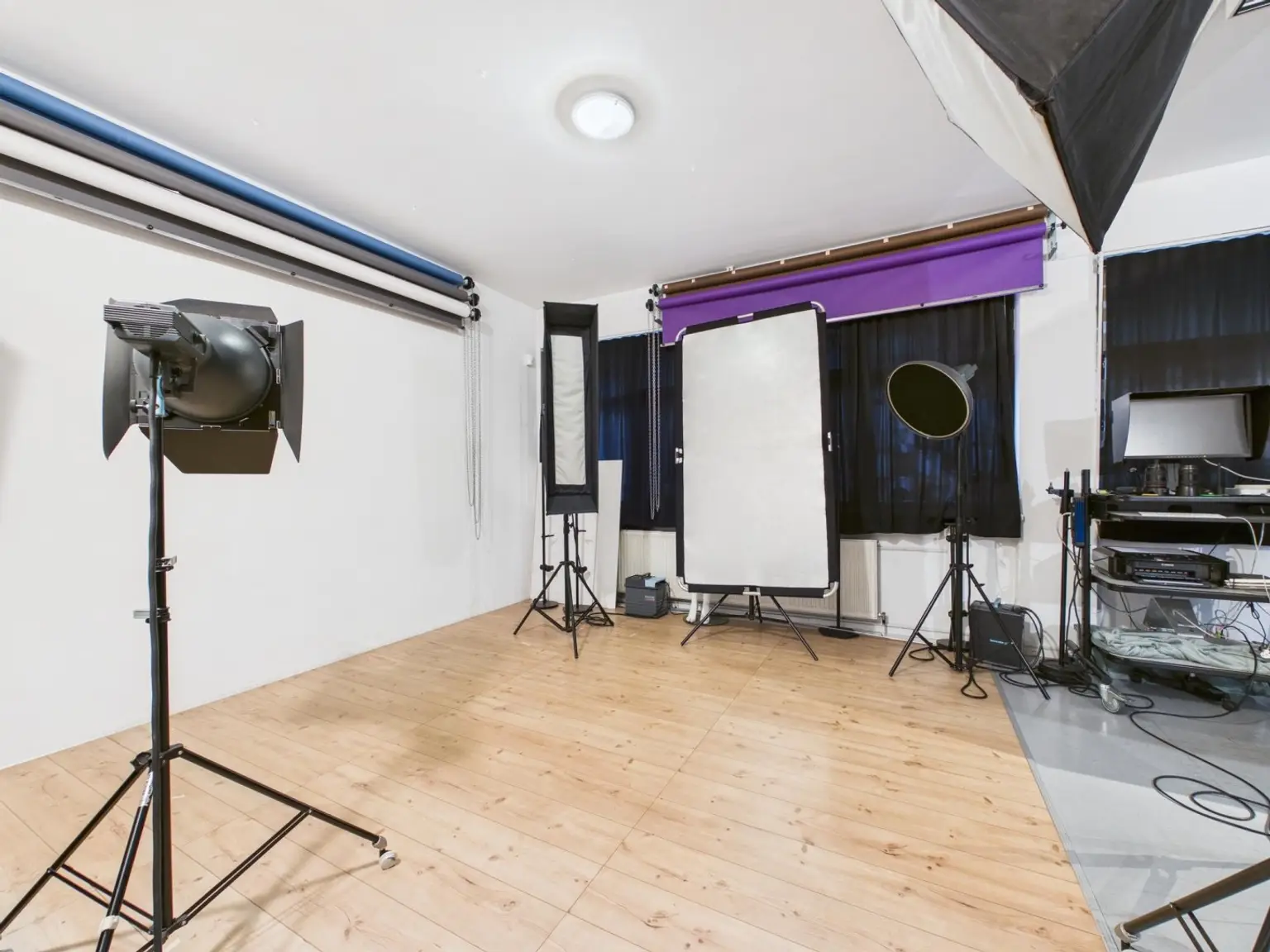 CAM04191G0-PR0085-STILL007