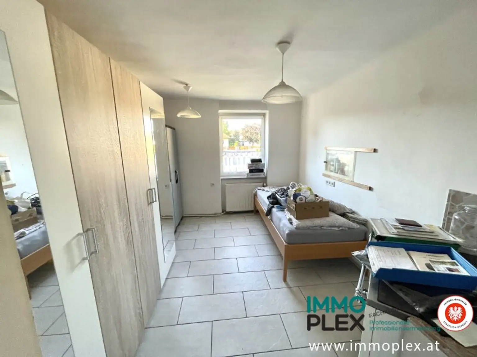 Einfamilienhaus mit 3 Zimmer und Garage zum FERTIG herrichten in Zemling zu verkaufen!