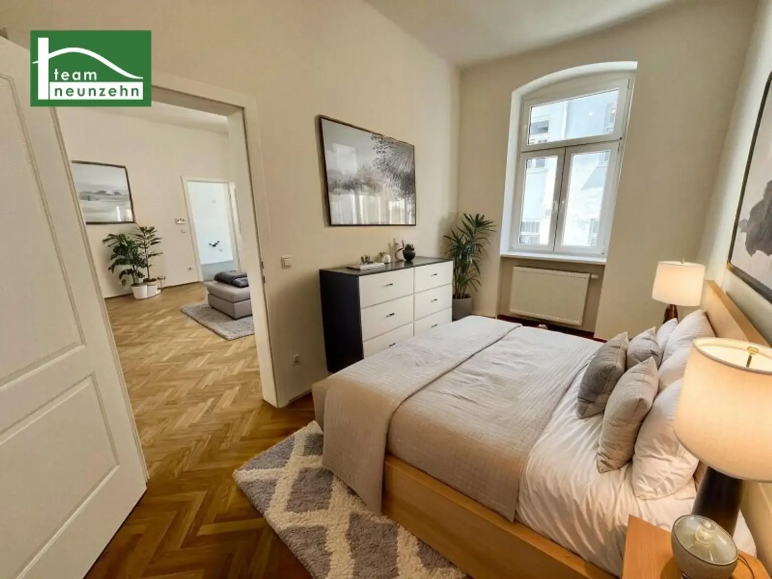 Wohnen in begehrter Lage im schönen Altbau - Stuwerviertel - Nähe Vorgartenmarkt! Zum Teil mit Balkon - JETZT ANFRAGEN