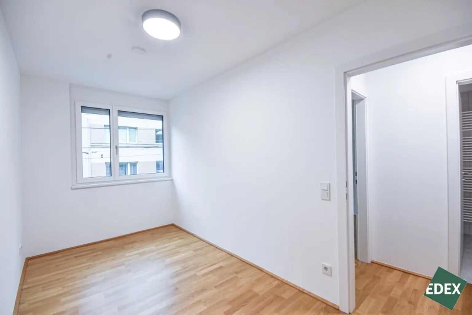Moderner 3-Zimmer-Erstbezug mit Balkon in 1180 Wien