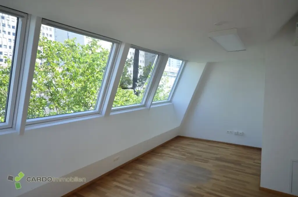 Maissonette, Attraktive Gewerbefläche zu vermieten – ca. 260 m², Nähe UNO City & U-Bahn
