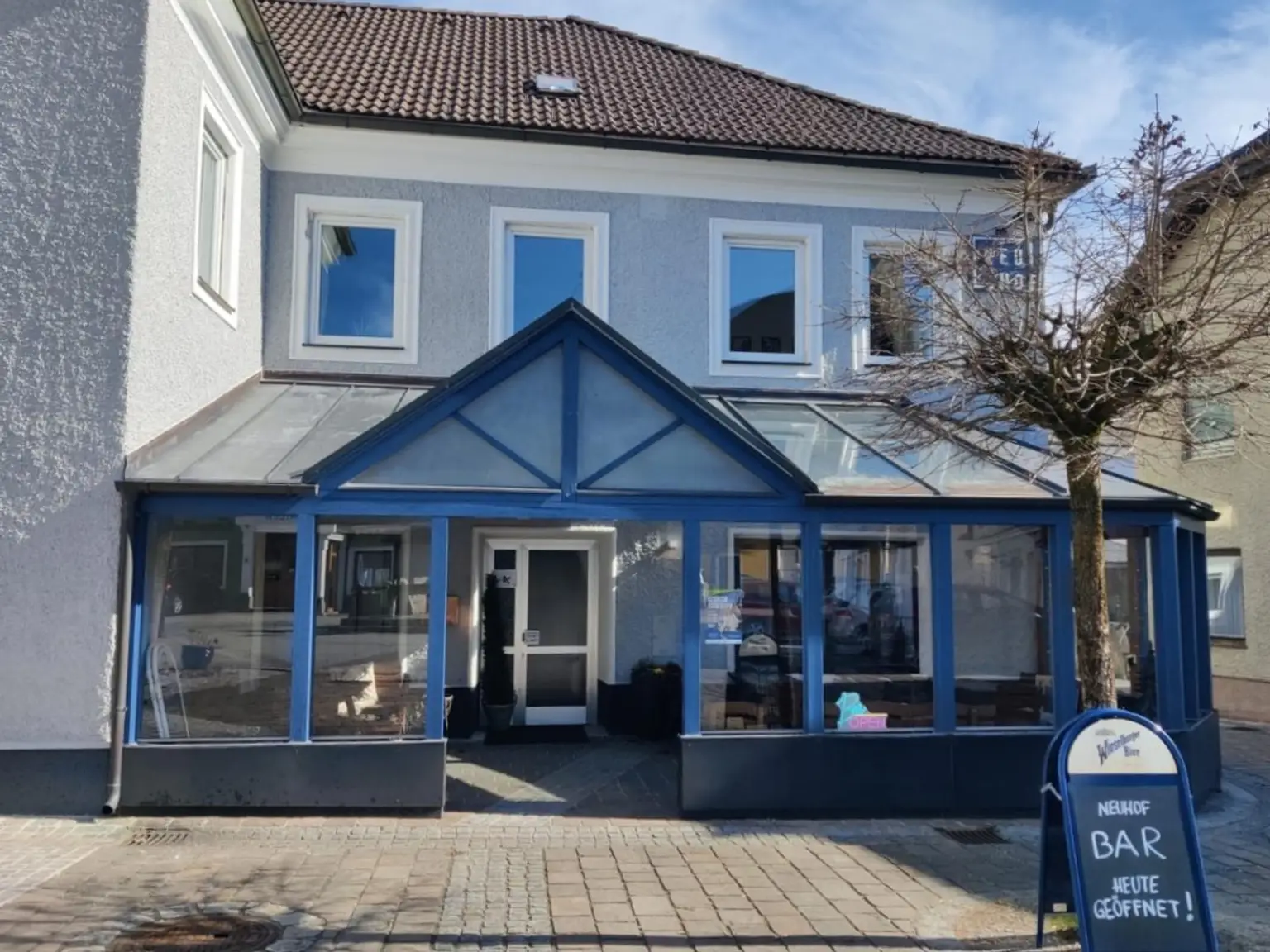 Eingang Marktplatz mit Wintergarten