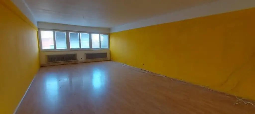 Flexible Gewerbeeinheit in zentraler Lage