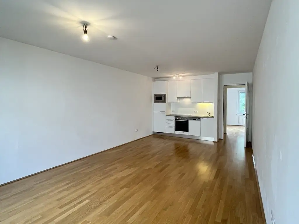 Moderne 2-Zimmer-Wohnung mit Balkon im 15. Bezirk!