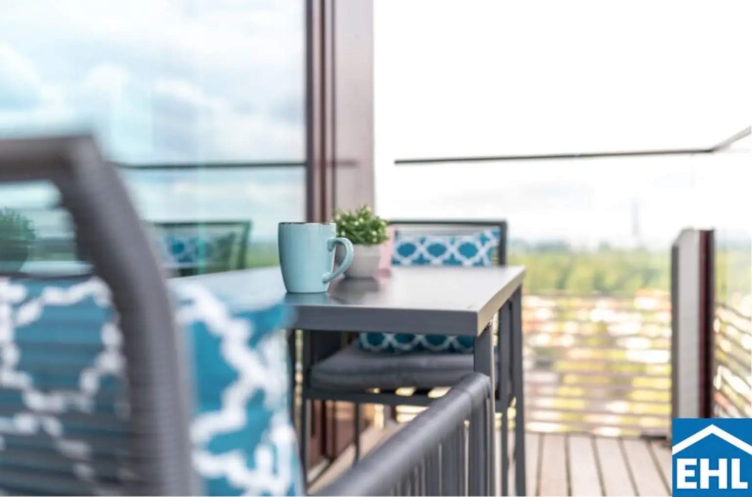 Vollmöblierte 2 Zimmerwohnung mit herrlichem Ausblick über Wien!