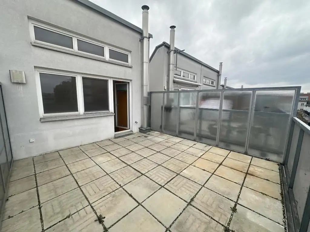 3 Zimmer Eigentum mit Terrasse Nähe Kagraner Platz