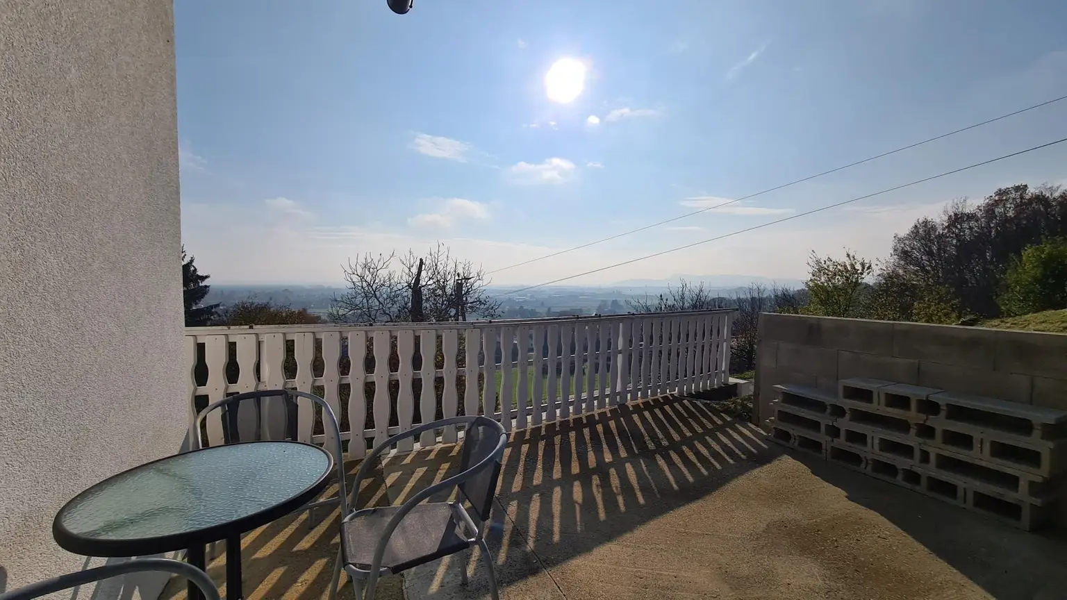 Herrliche Aussichtslage - viel Grund!