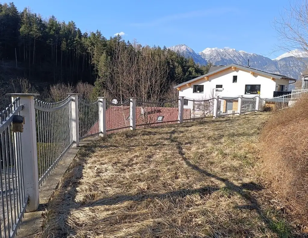 Unbebautes Grundstück in ruhiger, sonniger Lage in Aldrans, nützen Sie Ihre Chance.