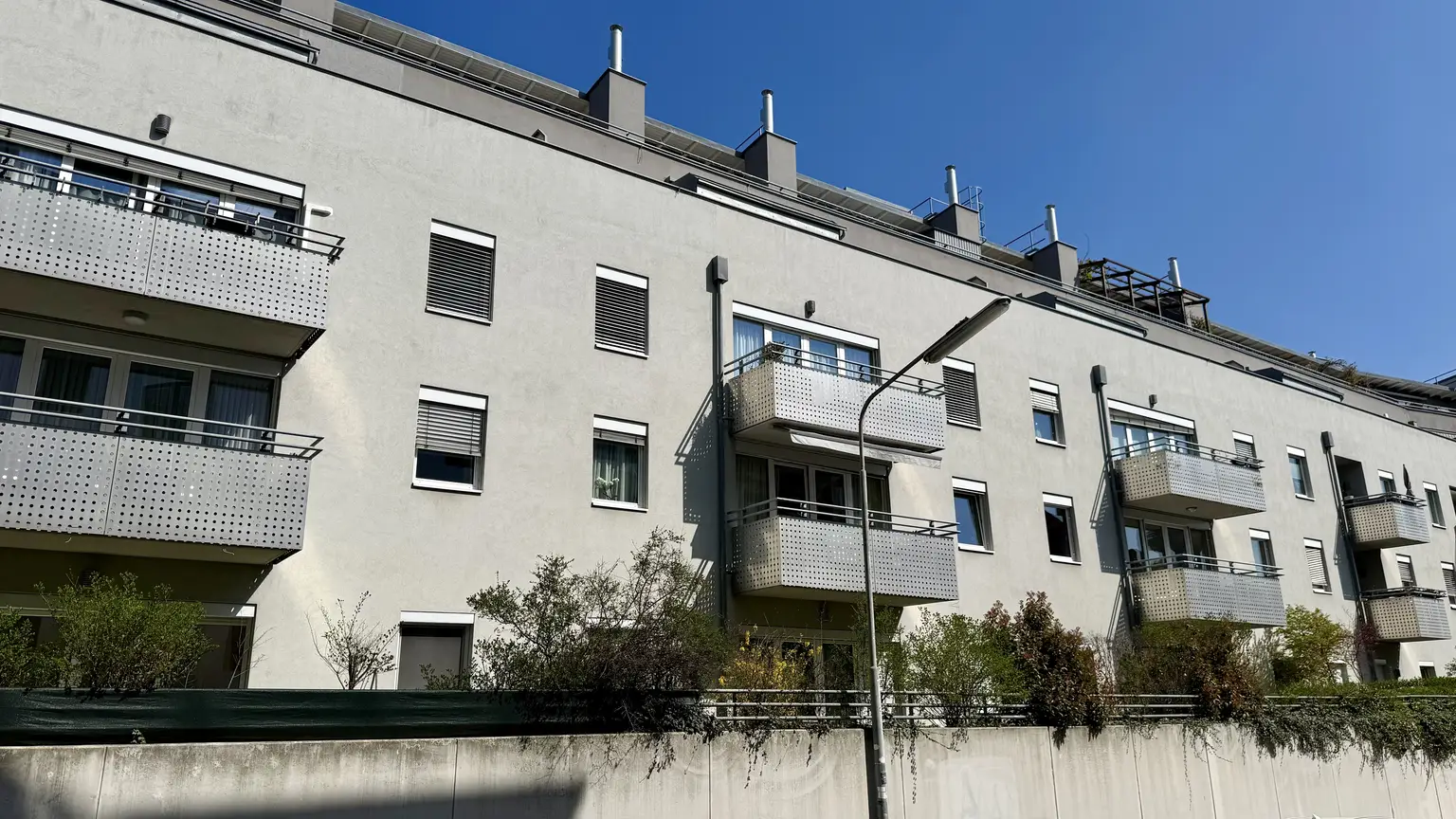 Döblinger Hauptstraße I Gartenwohnung mit Garage und Pool