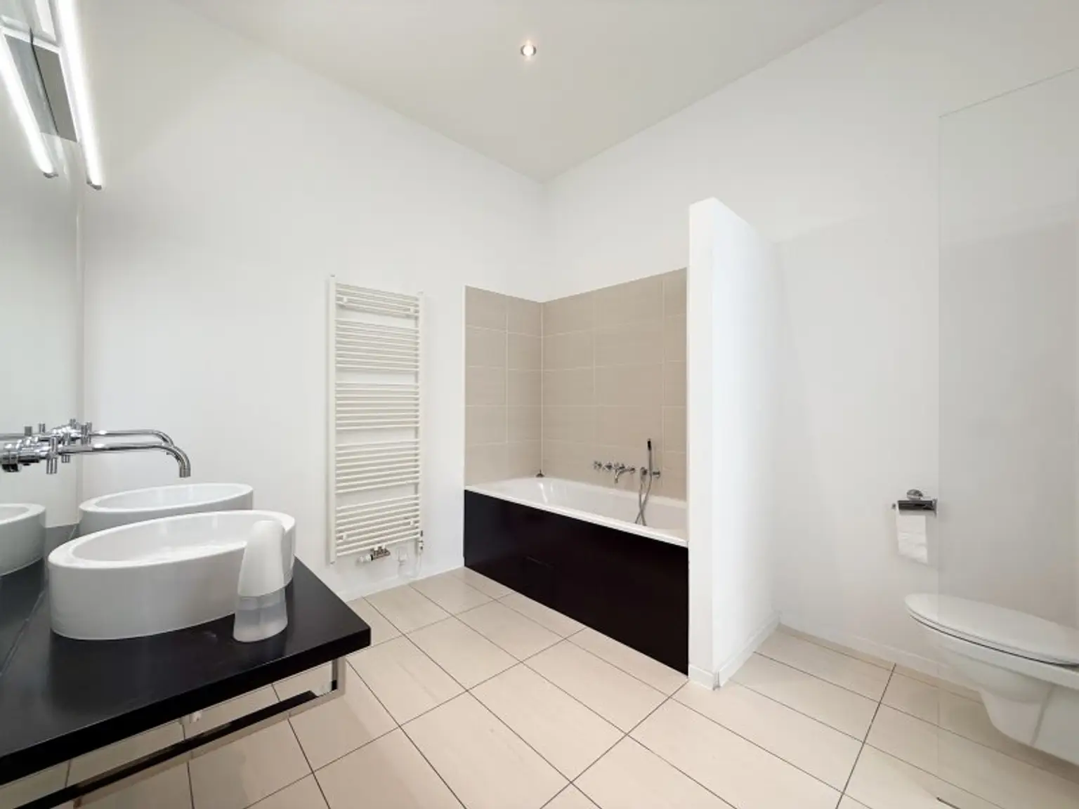 Exklusives 4-Zimmer-Altbaubüro mit Blick auf das Hotel Imperial – Kärntner Ring, 1010 Wien