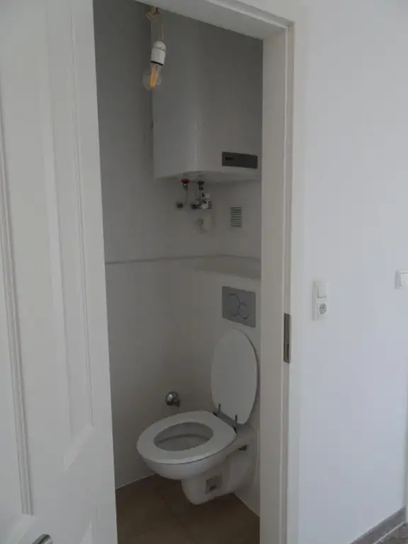 Sonnige 2,5-Zimmer-Wohnung mit Balkon und Mieter!