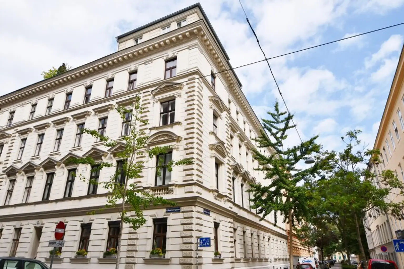 Charmante Stilaltbauwohnung im Servitenviertel – Eleganz & Ruhe in Bestlage