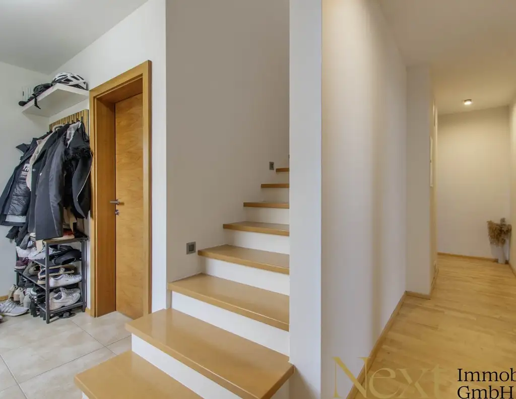 Ansprechende Maisonettewohnung mit sonniger Terrasse und Parkplatz in Ried i.I. zu verkaufen!
