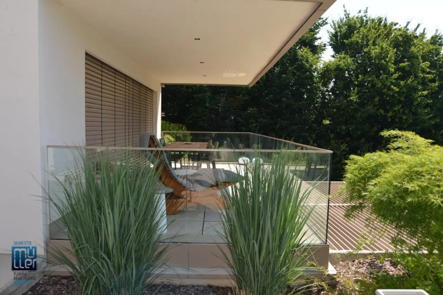 Extravagantes Wohnen am Wörthersee -  152 m² große Seeblickterrassenwohnung mit TG/Carport mit MIETER zu verkaufen!