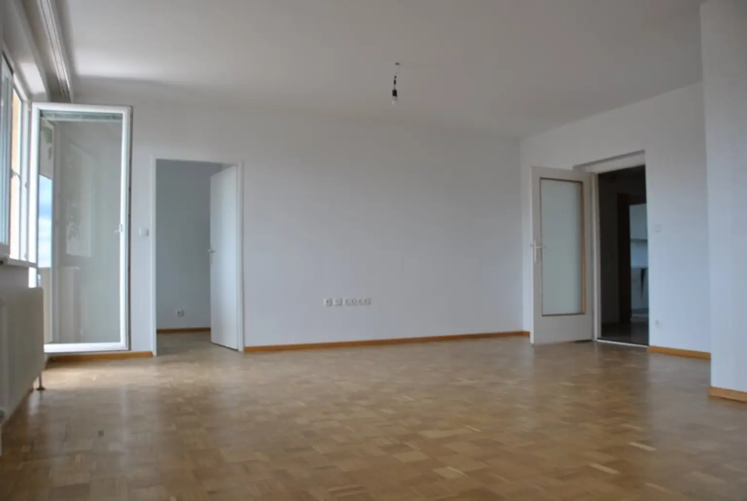 Döblinger Familientraum: 4-Zimmer-Wohnung mit viel Freifläche + Gartennutzung!