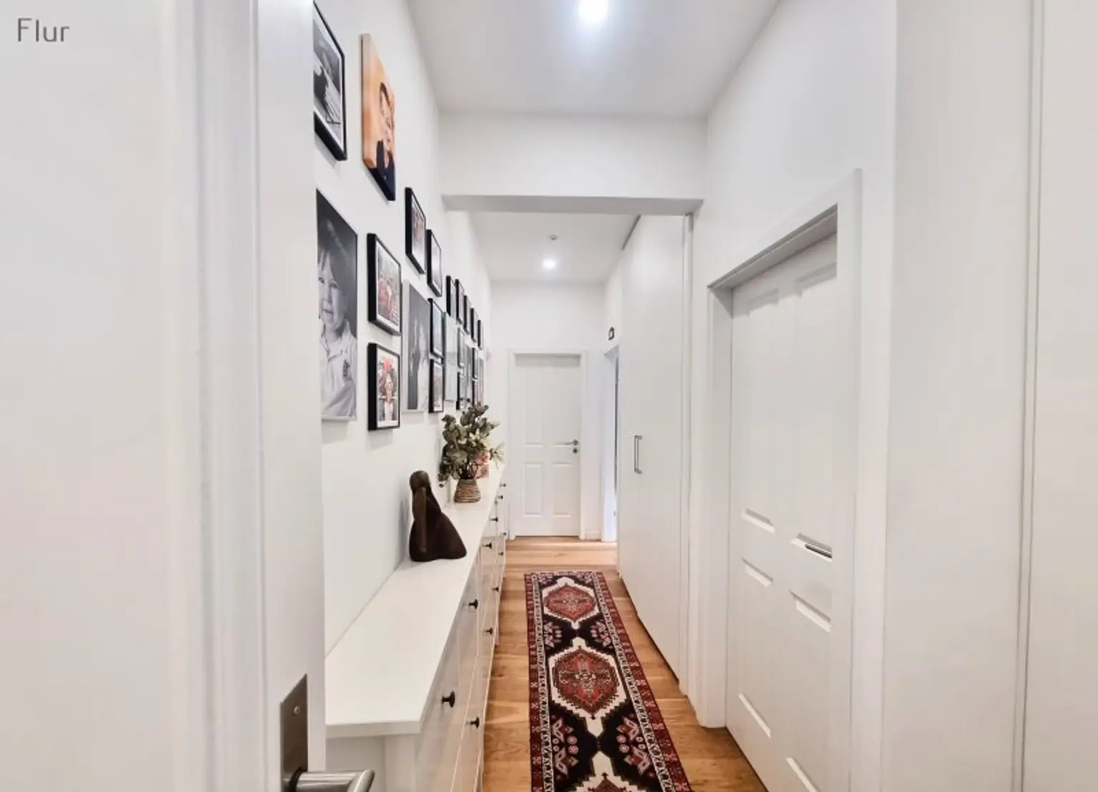 Elegante Altbau-Residenz mit vier Zimmern und separater Küche – Wohnen mit Charakter und zeitlosem Wiener Flair