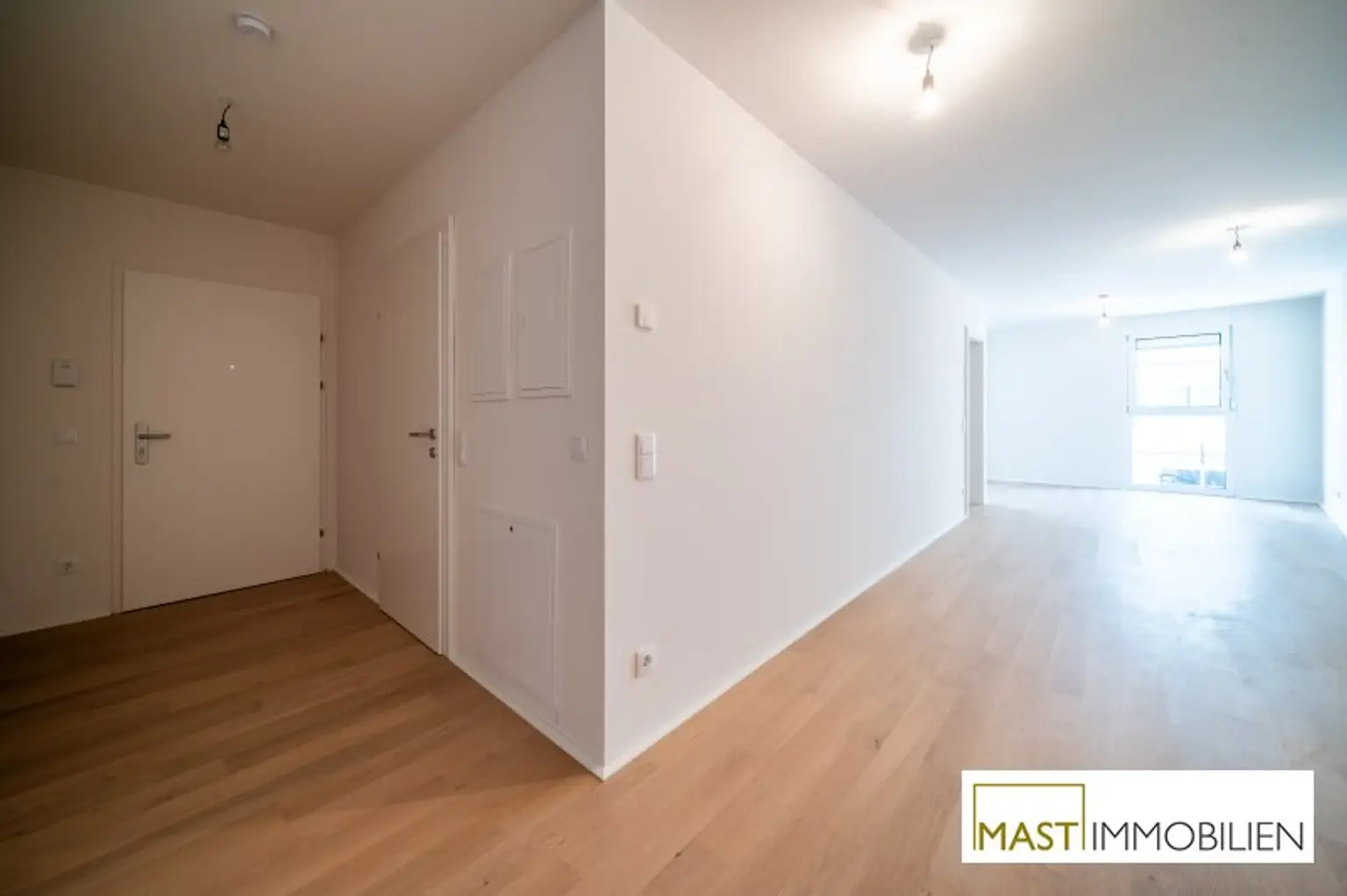*Bezugsbereit* Provisionsfreie 2-Zimmer Wohnung mit Loggia