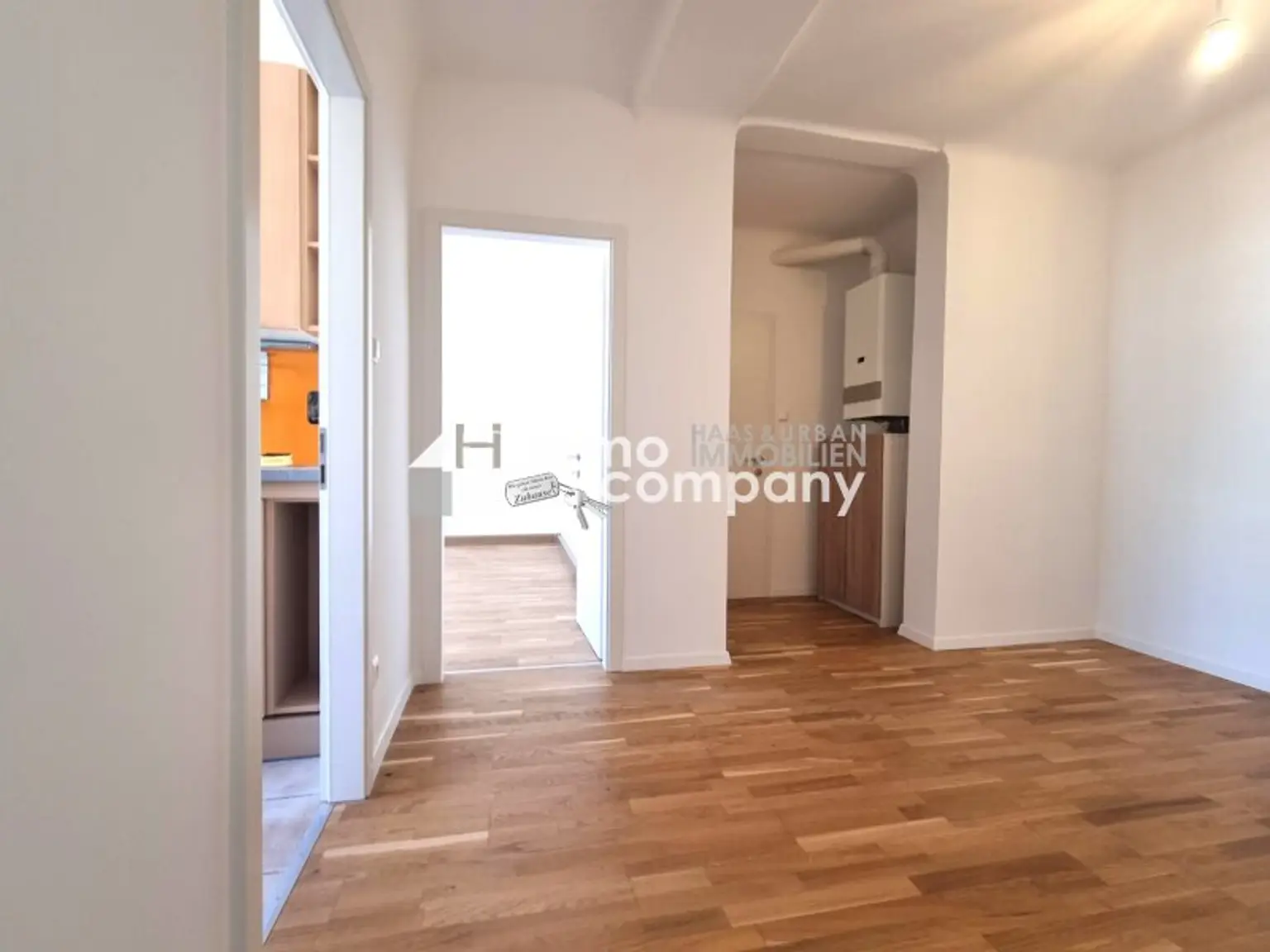 WUNDERSCHÖNE, RENOVIERTE 2-Zimmerwohnung mit PERFEKTER RAUMAUFTEILUNG