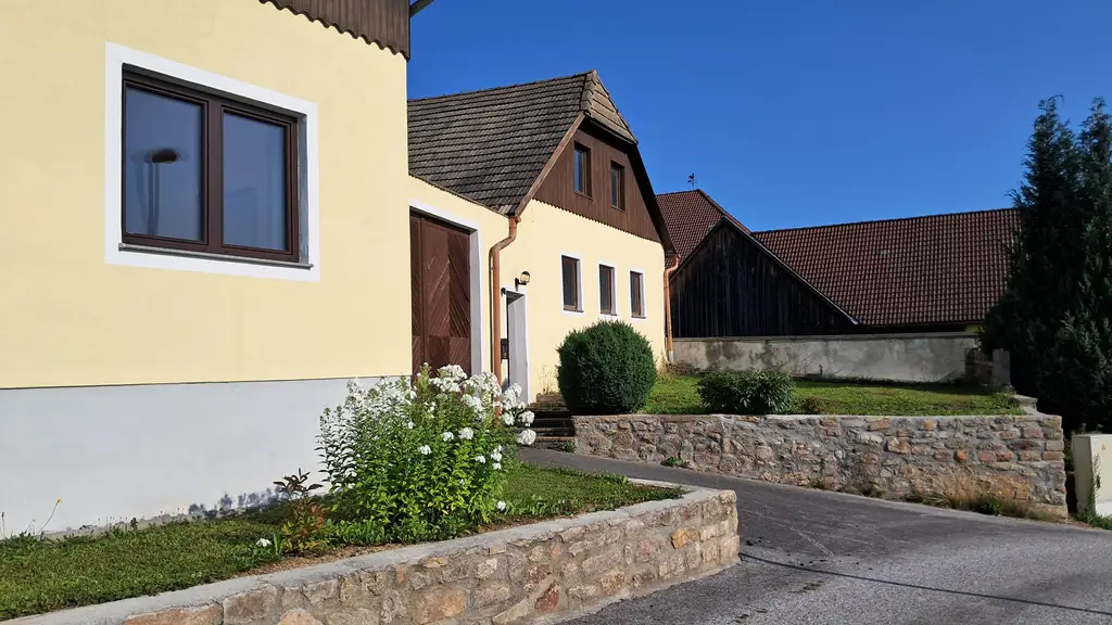 Charmantes Bauernhaus in Merzenstein/Rappottenstein – uneinsehbarer Vierkanthof bietet zahlreiche Möglichkeiten!