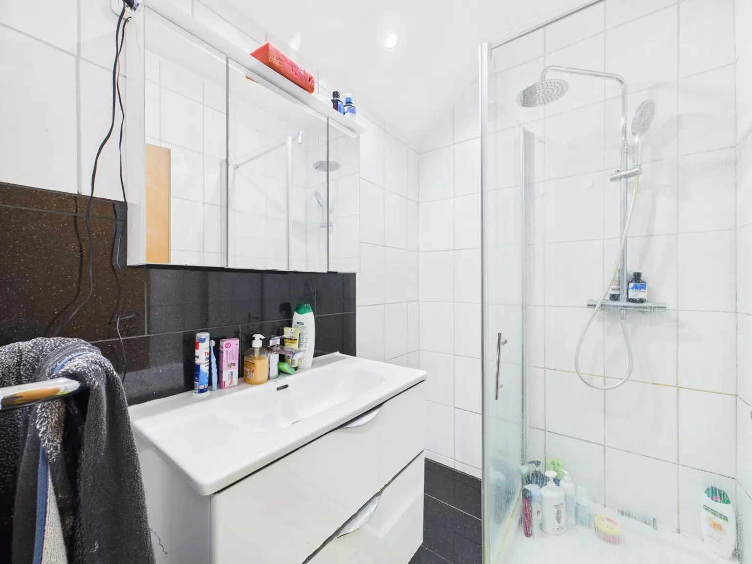 Großzügige 4-Zimmer-Familienwohnung mit Loggia in begehrter Stadtlage von Wels