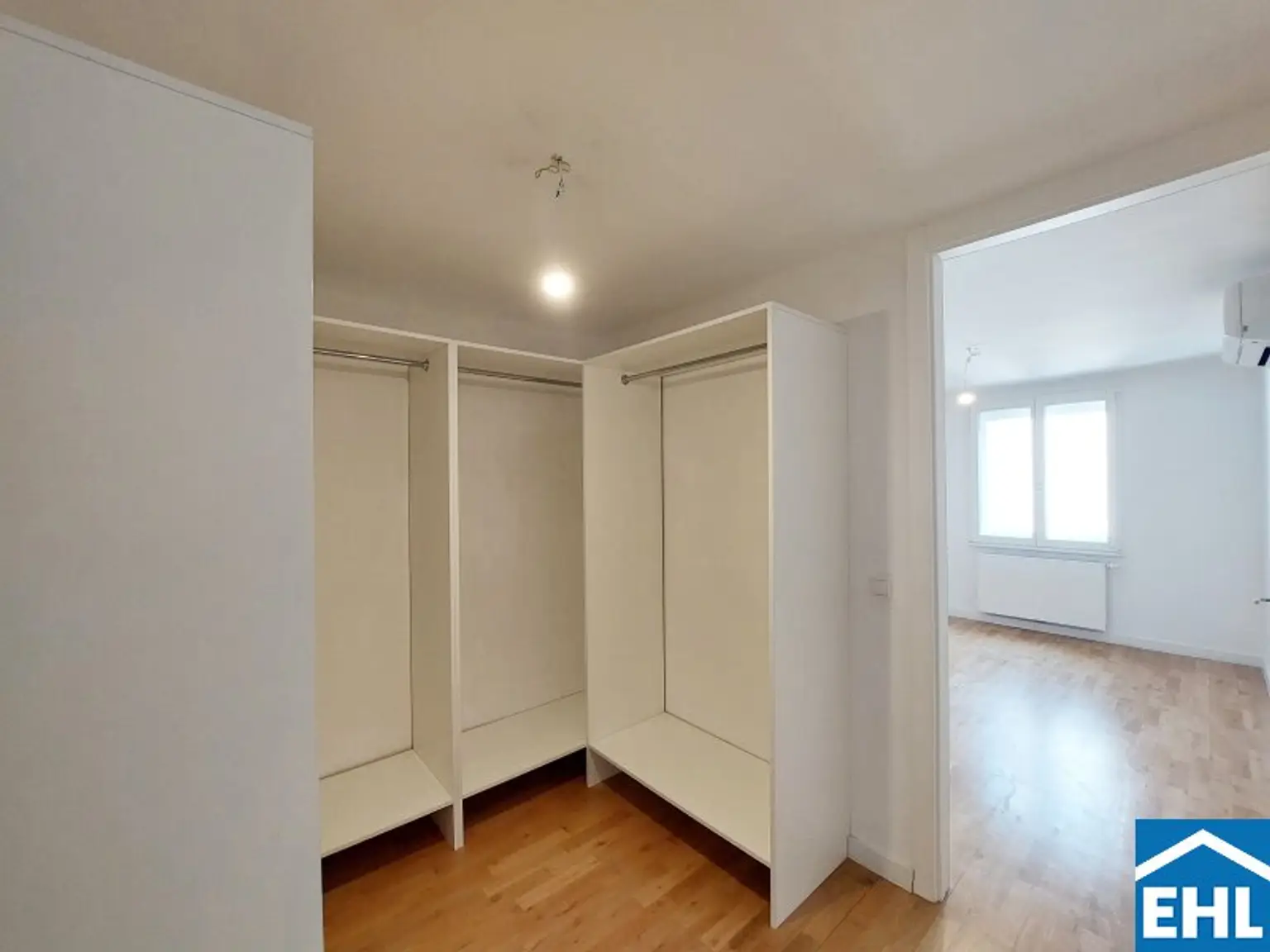 Elegante 4 Zimmerwohnung mit toller Terrasse  in Bestlage