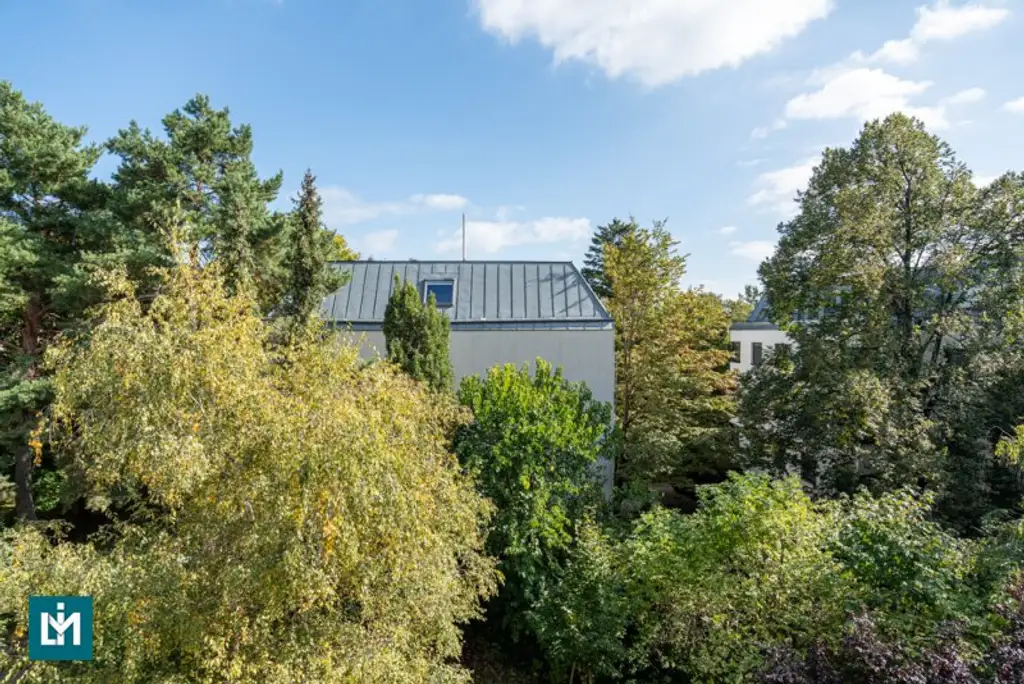 SCHÖNE 4 - ZIMMER WOHNUNG MIT VERBAUTER LOGGIA UND GEMEINSCHAFTSGARTEN / NÄHE U4 HIETZING UND S45 PENZING