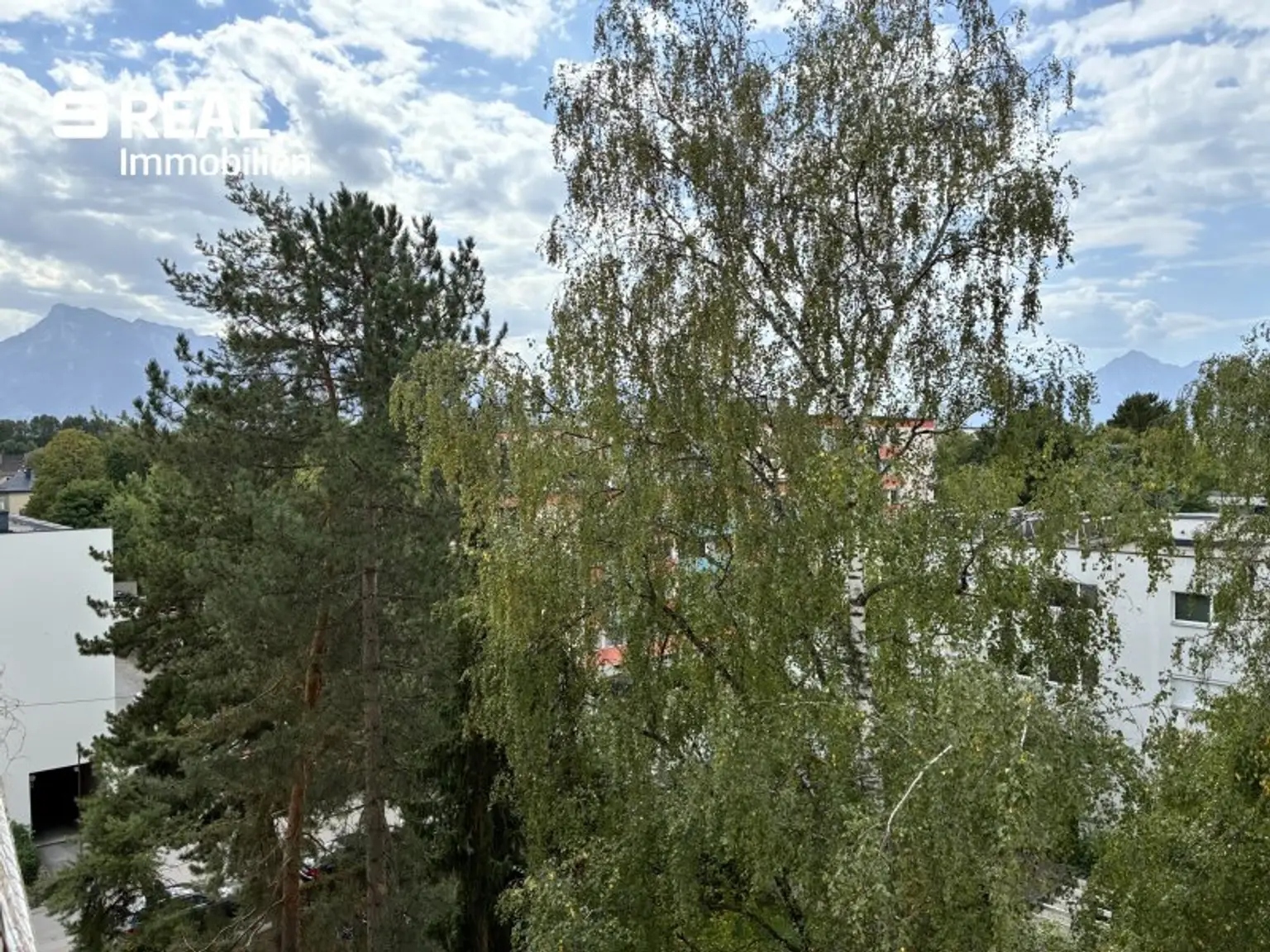 Ausblick von der Loggia Richtung Westen