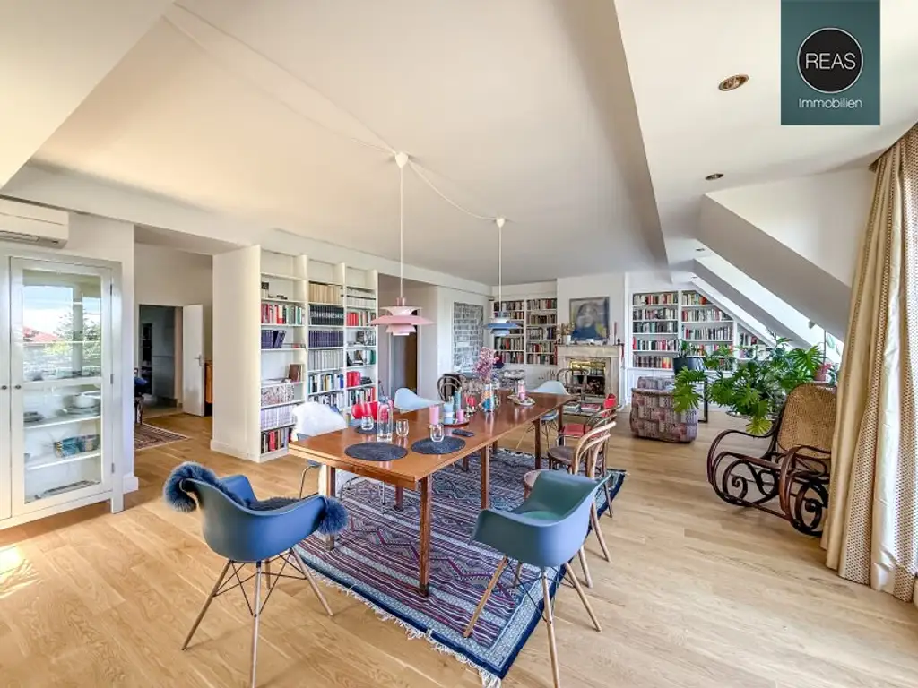 Döblinger Cottage ! Klimatisiertes Luxus - Dachgeschoss - Apartment mit 2 Terrassen! Garage verfügbar!