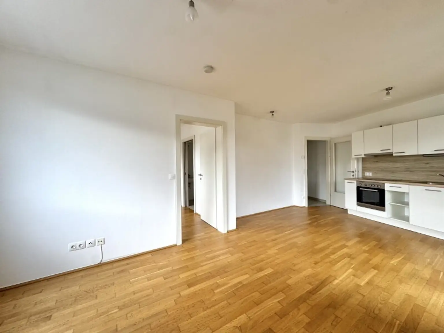 Stadlauer Pärchenwohnung an der Langobardenstraße - nahe U2 Hardeggasse