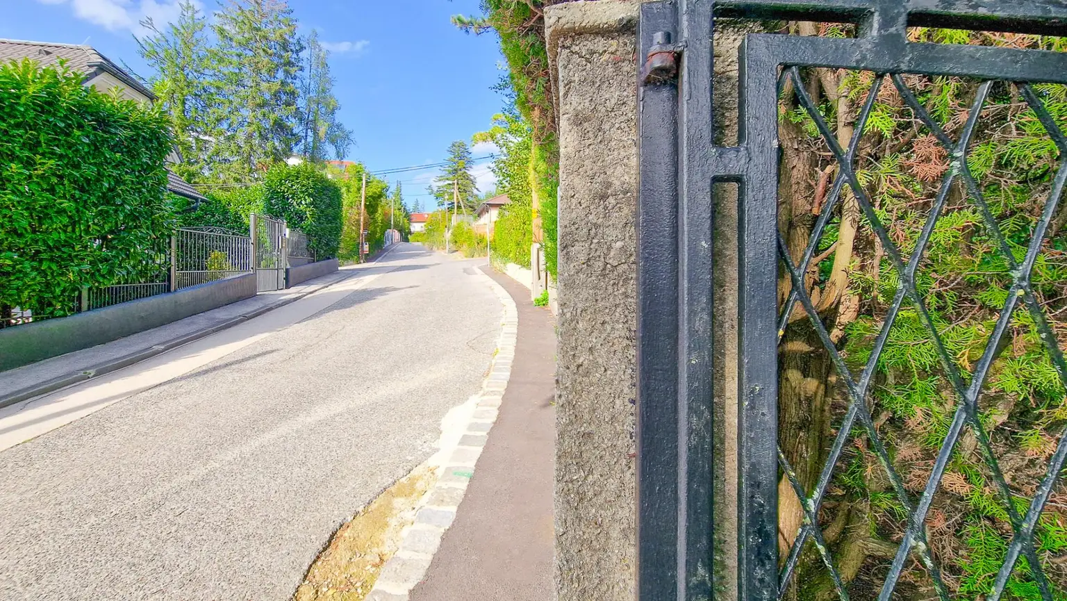 Grünruhelage am Wolfersberg. Einfamilienhaus mit großem Garten, traumhafter Fernsicht und großem Erweiterungspotenzial