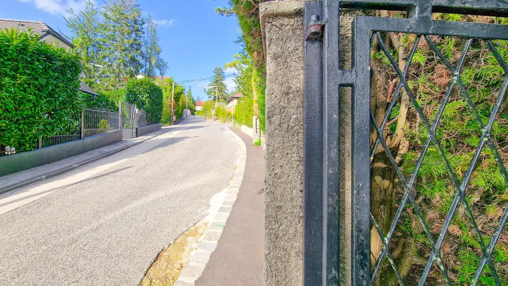 Grünruhelage am Wolfersberg. Einfamilienhaus mit großem Garten, traumhafter Fernsicht und großem Erweiterungspotenzial