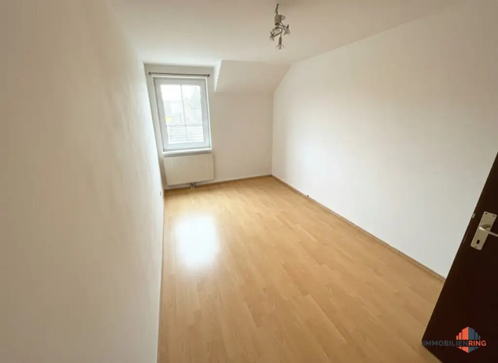Moderne 4-Zimmer-Wohnung mit Balkon in Pfaffstätten – Ihr neues Zuhause!