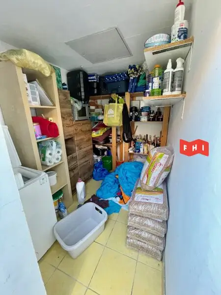 Renoviertes 3 Zimmer Einfamilienhaus mit Überdachter Terrasse, 2 Autoabstellplätzen & Klimaanlage Nähe Stadtgrenze Wien/Groß Enzersdorf