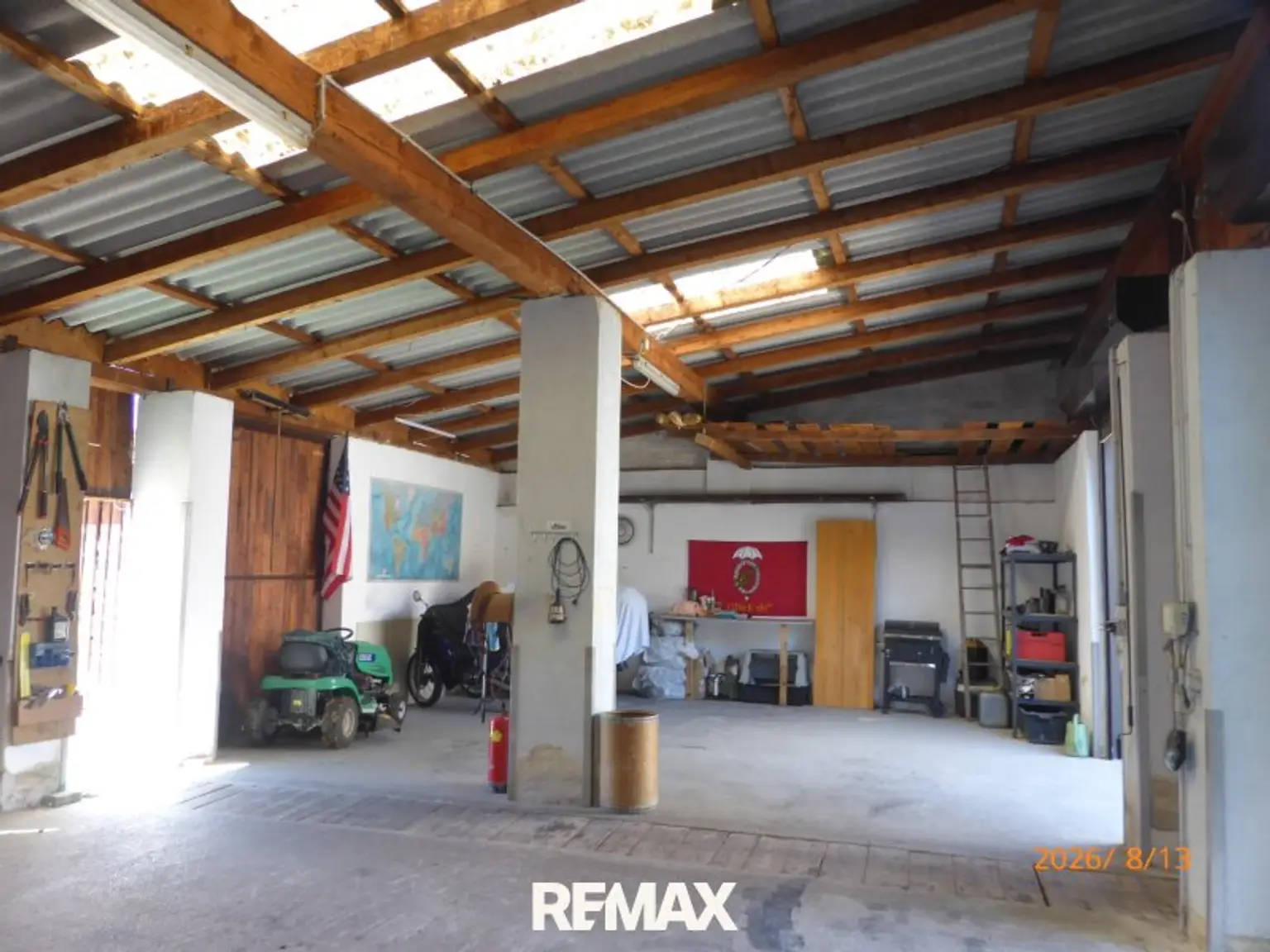 Garage eh. Stadl