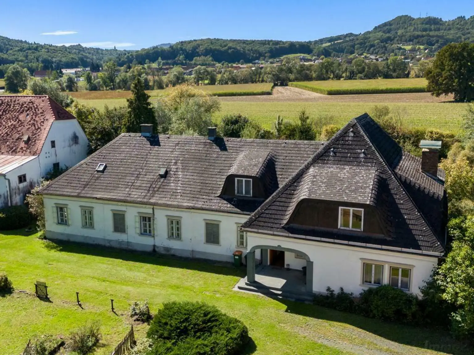 Feldbach - Historisches Mühlen Anwesen mit 22ha Feldern und Wald | Feldbach – Historic Mill Estate with 22ha extensive grounds