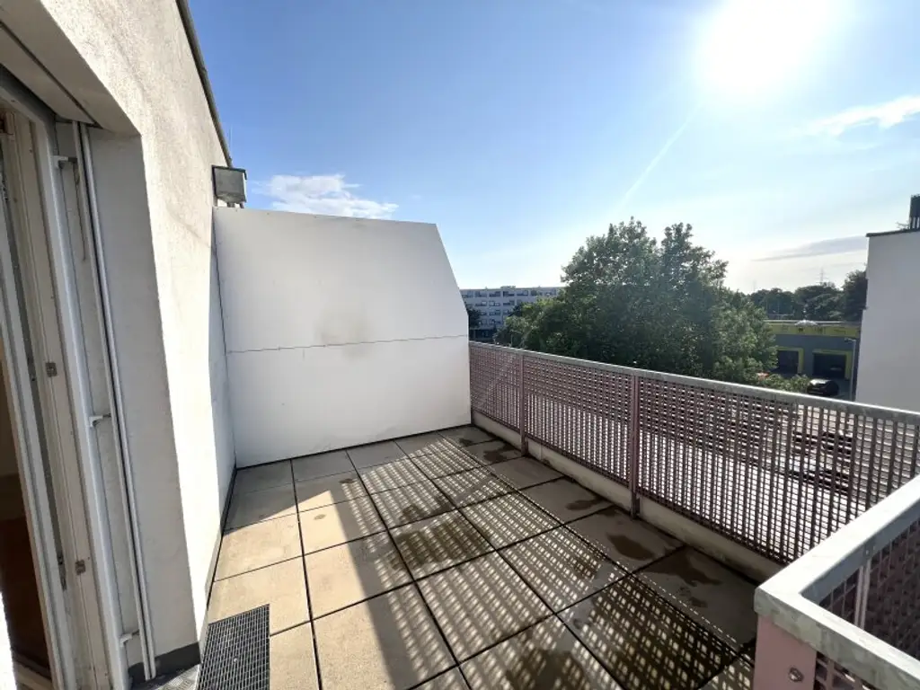 Attraktive 3-Zimmerwohnung mit Kühldecke und Terrasse