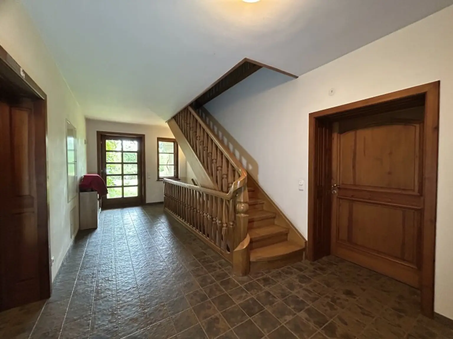 ++ Charmantes Mehrfamilienhaus mit großem Garten in Kleinmutschen ++