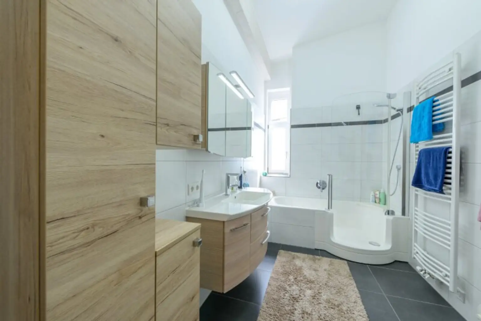 Luxuriöse, lichtdurchflutete Penthousewohnung mit atemberaubendem Ausblick