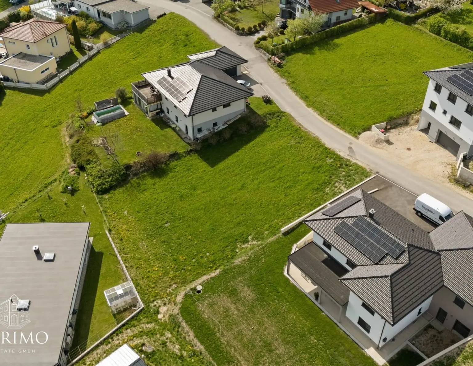 Traumhaftes Baugrundstück in sonniger Aussichtslage - zentral gelegen in Taiskirchen